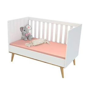 Quarto de Bebê Retrô Cômoda 4 Gavetas com Fraldário Lígia Berço 3 em 1 Ludmila Branco com Bétula Carolina Baby